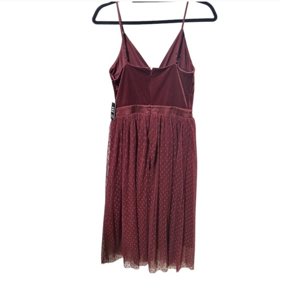 Express Tulle & Velvet Bodice Dress Merlot/Deep Red  Holiday NEW S - Picture 5 of 7